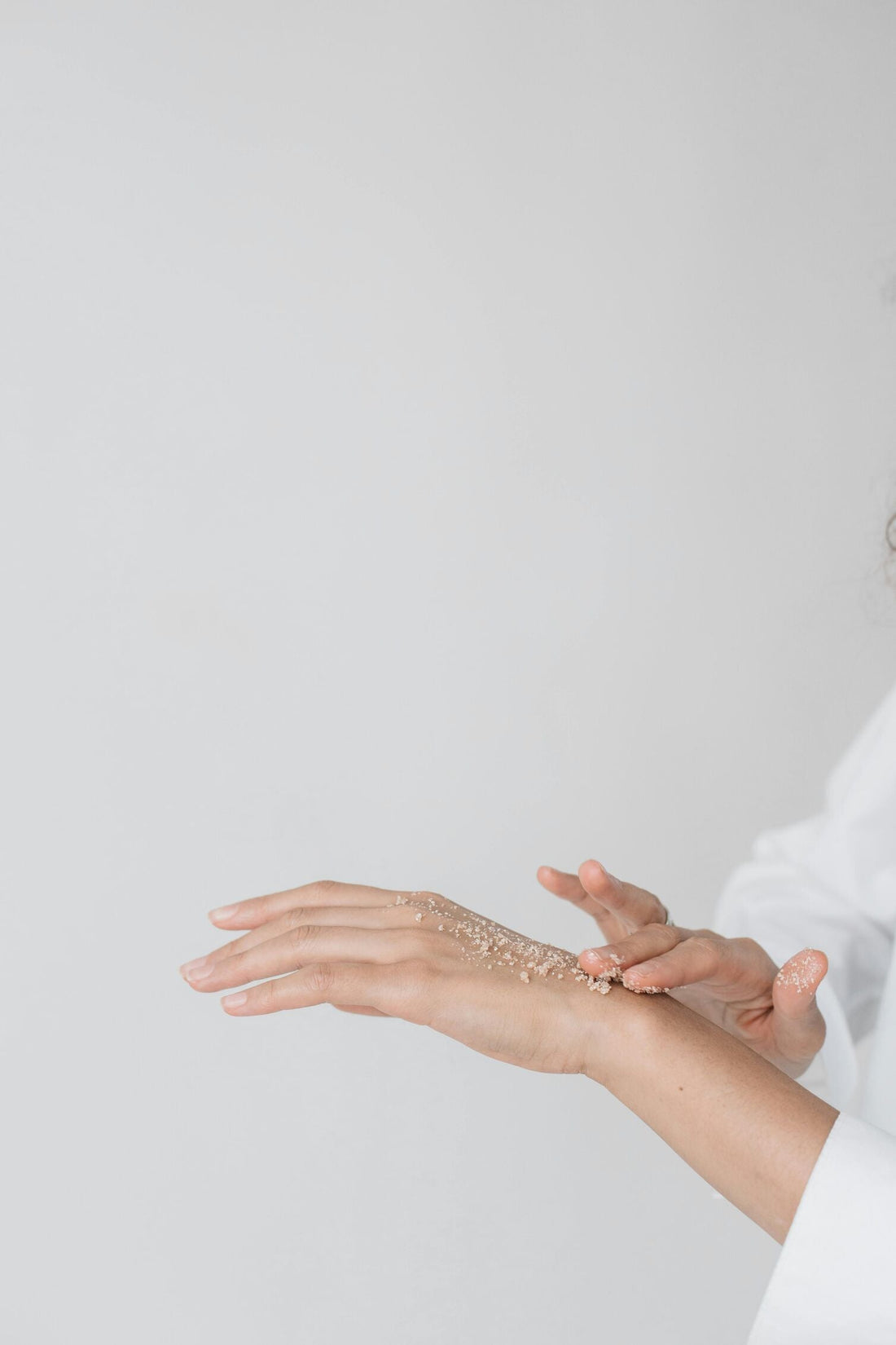 Hand Scrubs You Can Buy Online in the USA